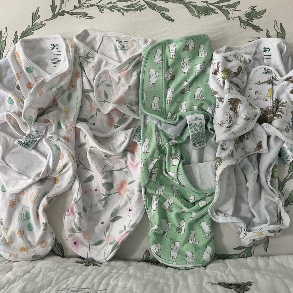 HALO / Aden & Anais Swaddles (4) Winnie the Pooh